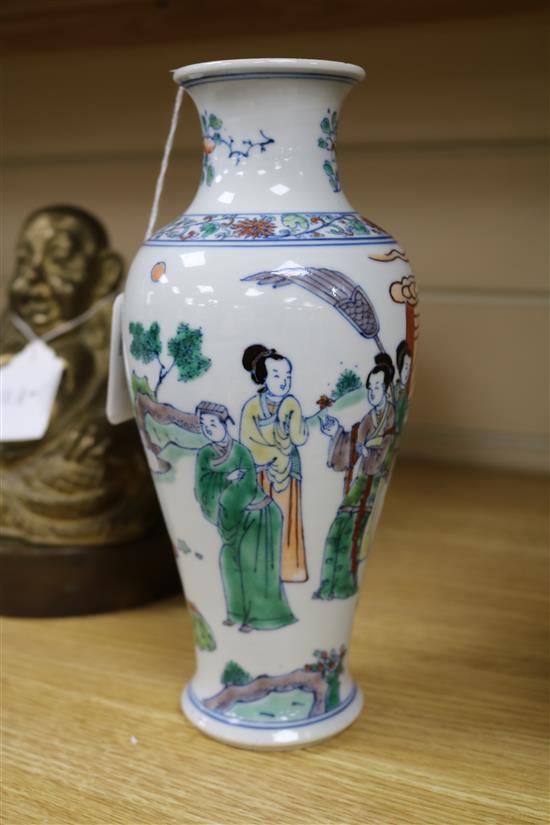 A Chinese famille verte vase height 22cm